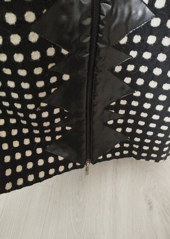 Siyah Desenli Kadın Fermuarlı Kaban - Görsel 5