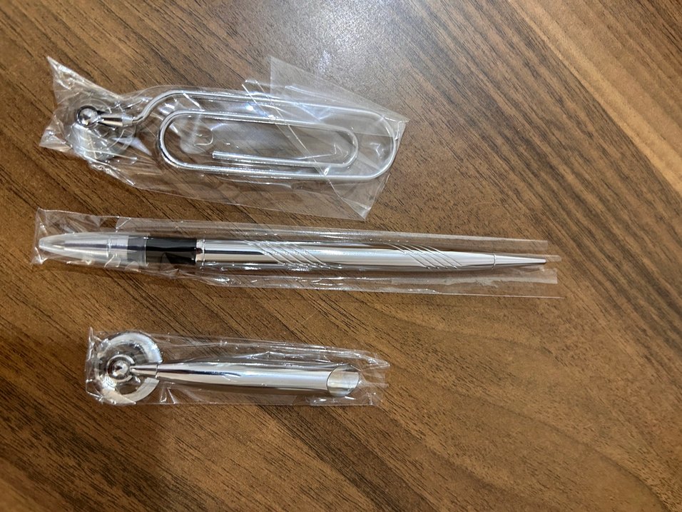 Altın Renkli Parlak Tükenmez Kalem ve Ataş Seti dümen kalem - Görsel 2