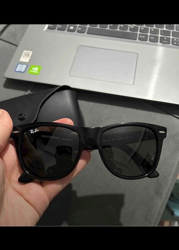 Ray-Ban Siyah Parlak Kadın Güneş Gözlüğü - Görsel 2