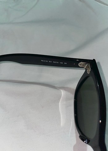 Ray-Ban Siyah Parlak Kadın Güneş Gözlüğü - Görsel 4