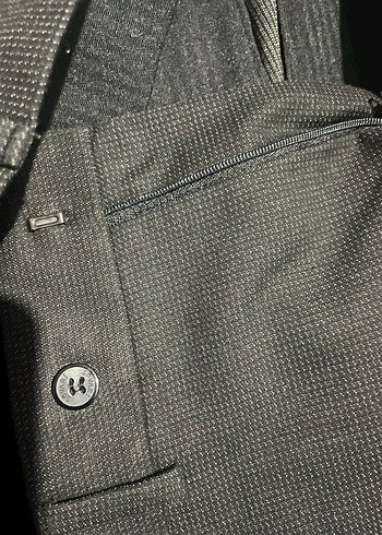 Düğmeli Erkek Siyah Takım Elbise - Görsel 12