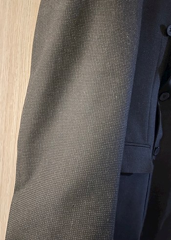 Düğmeli Erkek Siyah Takım Elbise - Görsel 7