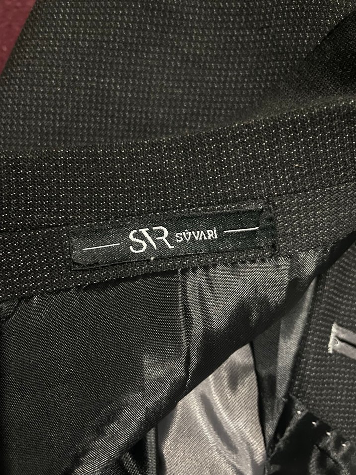 Düğmeli Erkek Siyah Takım Elbise - Görsel 4