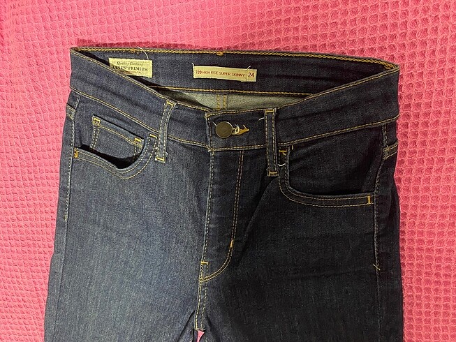 Levis Levi's 720 High Rise Super Skinny