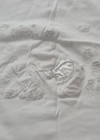Nakışlı Beyaz Keten Çocuk Battaniyesi - Görsel 3