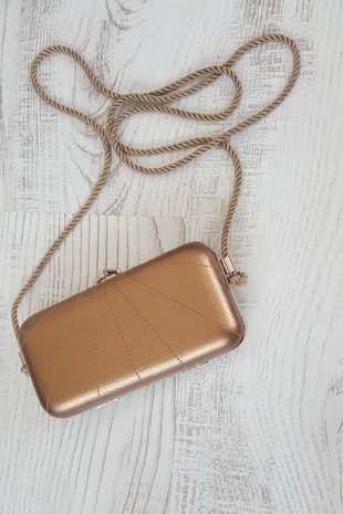 Mango Dore Askılı Clutch