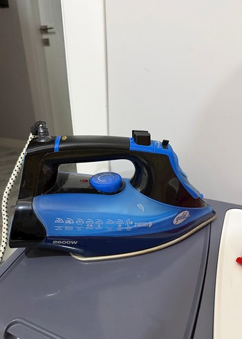 Goldmaster Mavi Buharlı Ütü 2600 W - Görsel 2