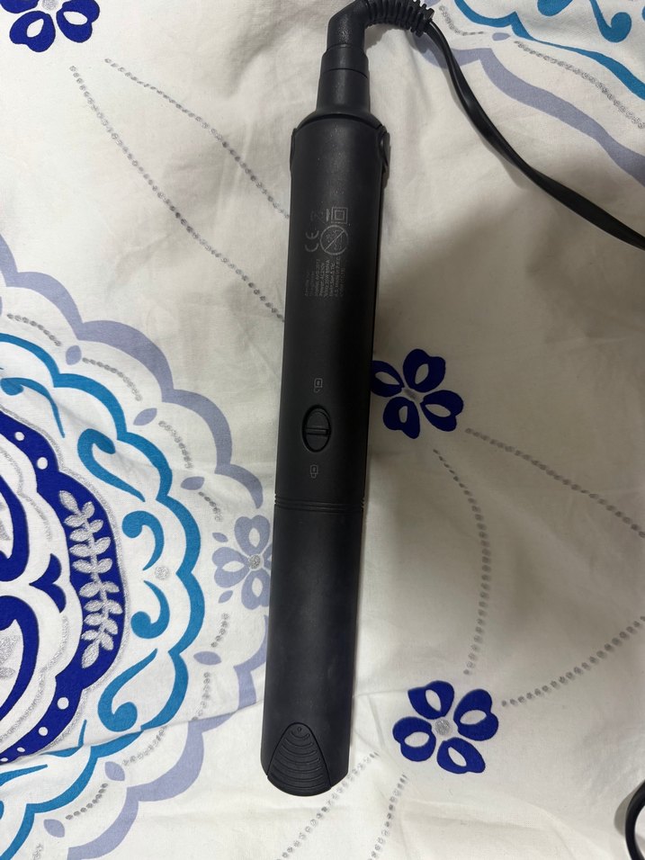 Aprilla  Saç Düzleştirici Siyah - Görsel 3