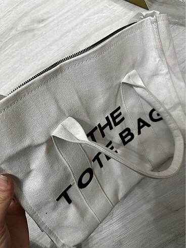 Marc by Marc Jacobs Beyaz The Tote Bag Çanta