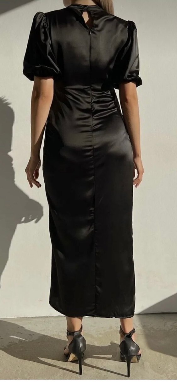 Siyah Drapeli Uzun Saten Elbise - Görsel 3