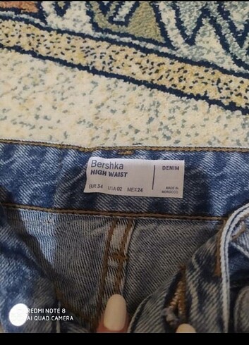 xs Beden Bershka straight jean 