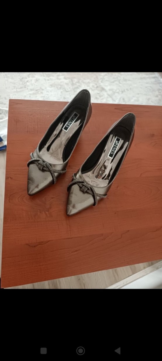 Kemer Detaylı Gri Stiletto Kadın Topuklu Ayakkabı - Görsel 4