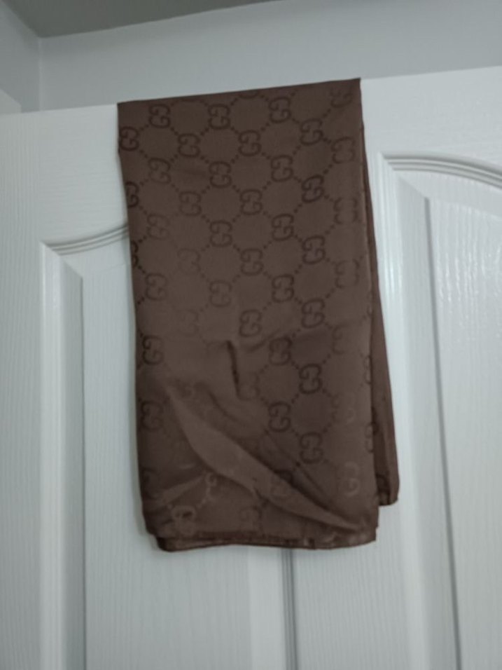 Kahverengi Şal - Görsel 2