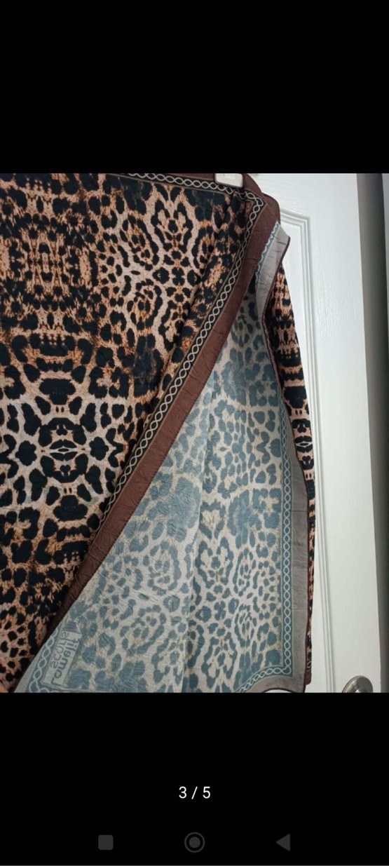Leopar Desenli Şal - Görsel 3