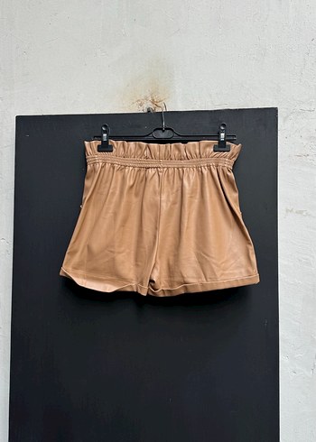 Bej Deri Kemerli Mini Şort - Görsel 2