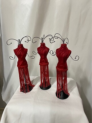 Markasız Ürün Kırmızı elbise kıyafet kadın vücut takılık takı askısı aksesuarl