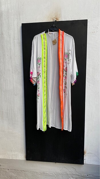 Plaj elbisesi çiçekli pareo kimono