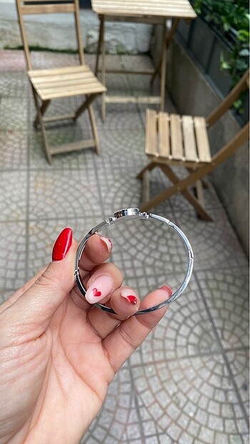 Markasız Ürün Taşlı gümüş renk çelik bileklik