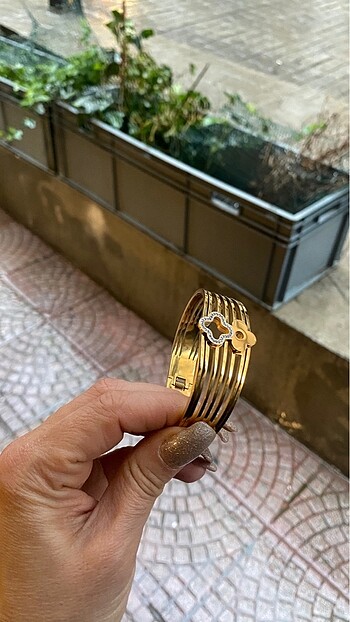 Beden Çelik taşlı bileklik