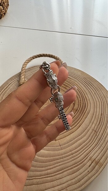Beden Kaplan taşlı çelik gümüş renk zincir bileklik