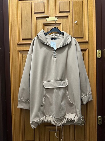 Kapüşonlu sweatshirt
