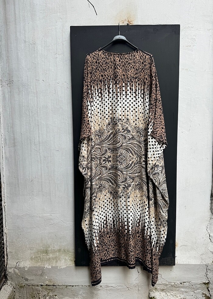 Leopar puantiyeli elbise - Görsel 2