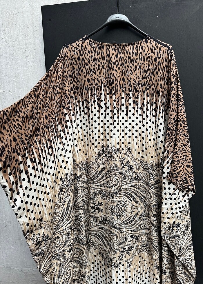 Leopar puantiyeli elbise - Görsel 4