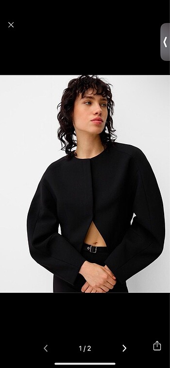 BERSHKA geniş kollu crop blazer ARIYORUMMM