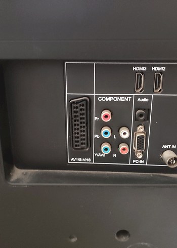 ARÇELİK 37" TV, PANELİ KIRIK. HURDA NİYETİNE - Görsel 4