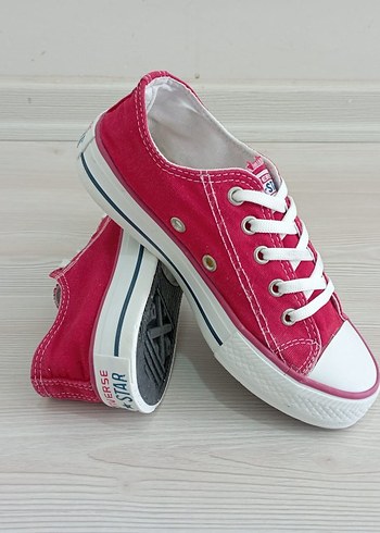 31 Beden pembe Renk Çocuk Converse
