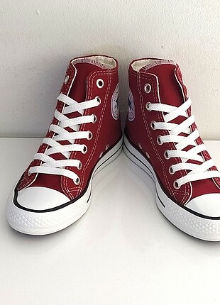 unisex Converse all star