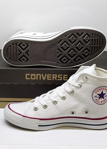 Beyaz Converse all star