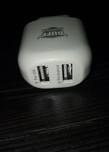 CIFT USB GIRISLI BUFF MARKA ŞARJ ADAPTÖRÜ 