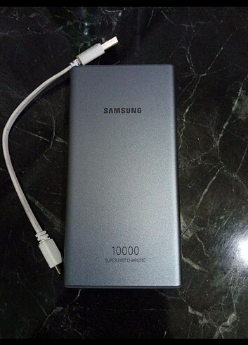 SAMSUNG 25 WATT SÜPER HIZLI POWERBANK 