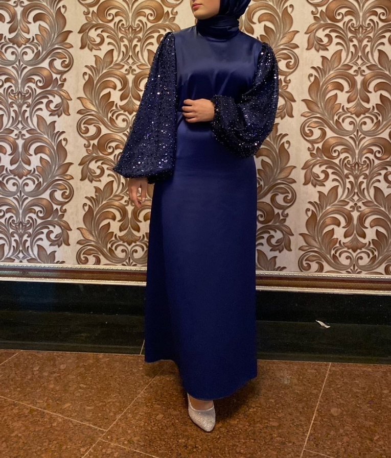 Uzun Kollu Mavi Parlak Tesettür Abiye Elbise - Görsel 3