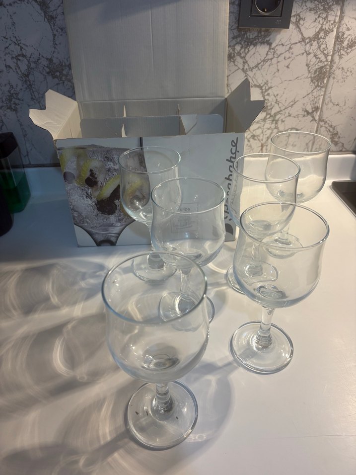 Şeffaf Ayaklı Bardak Seti - Görsel 2