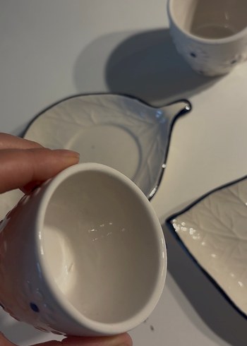 Beyaz Çiçek Desenli 2'li Fincan ve Tabak Seti - Görsel 6