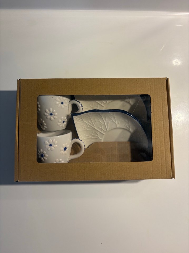 Beyaz Papatya Desenli İkili Fincan ve Tabak Seti - Görsel 5