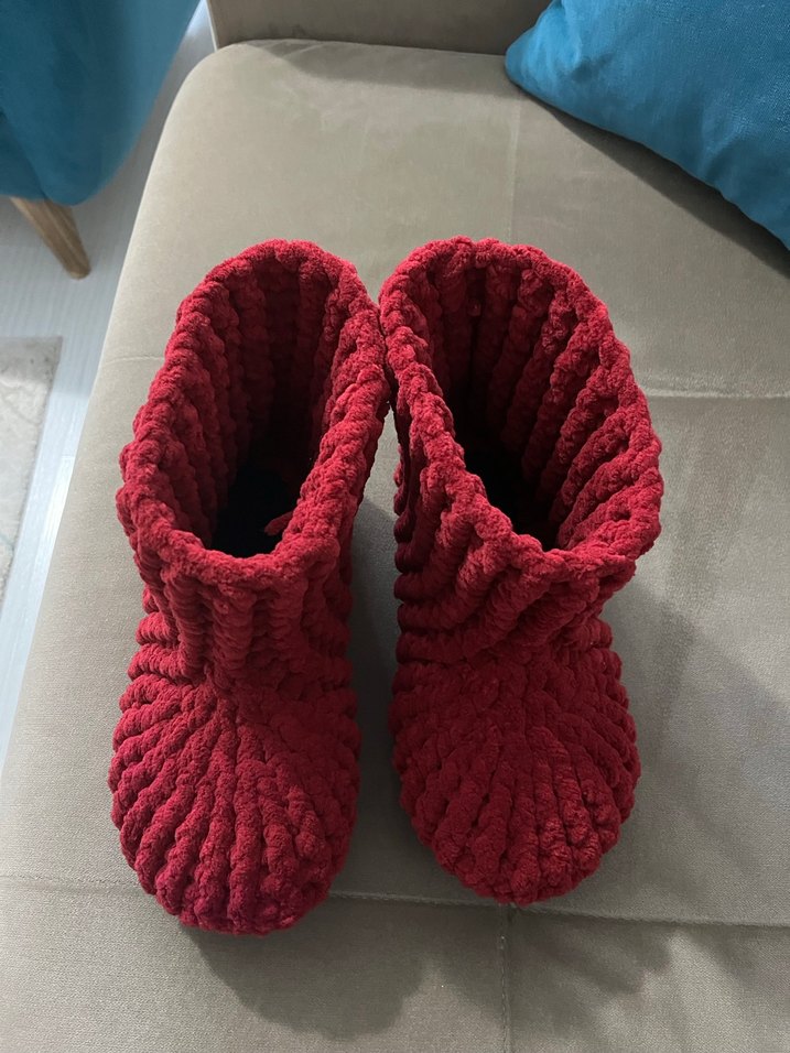 Bordo Örgü Kız Ev Terliği - Görsel 4