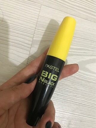 Pastel Big Black Maskara