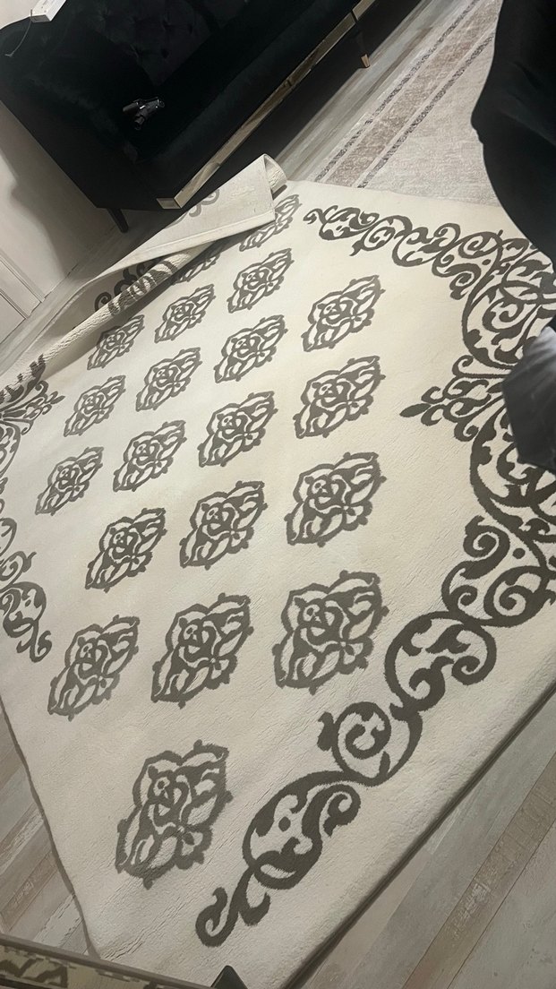 Gri Desenli Beyaz Halı 6metre kare - Görsel 3