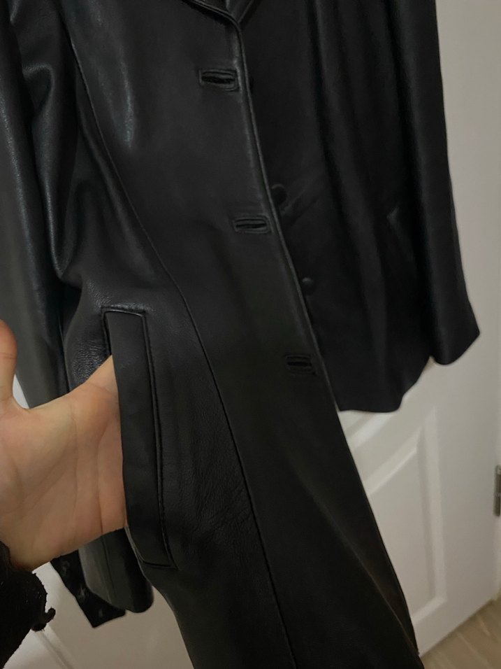 Düğmeli Siyah Deri Kadın Ceket - Görsel 3