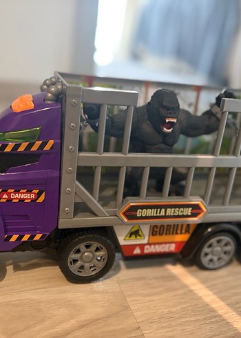 Teamsterz gorilla rescue ( pilli yürüyen tır ve hareketli goril) - Görsel 3