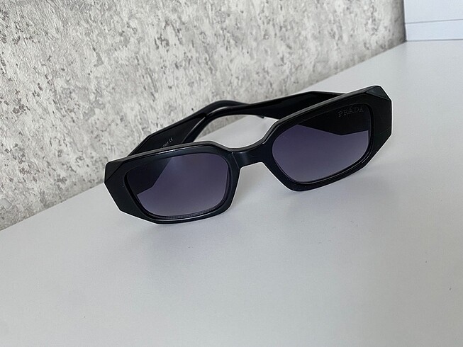 Prada Gözlük
