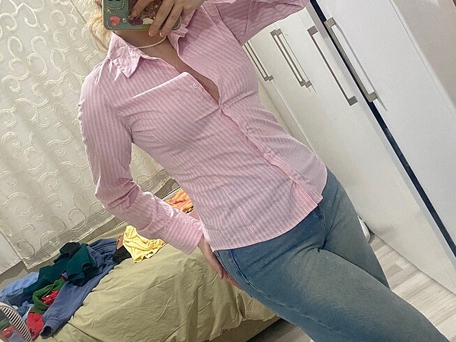s Beden Dar kesim pembe gomlek