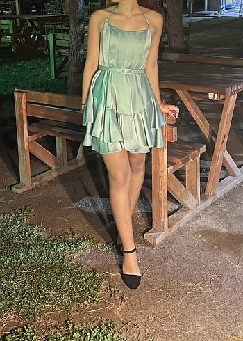 Yeşil Mini Fırfırlı Askılı Kadın Elbise - Görsel 2