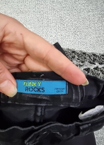 7-8yas,128 cm.Civil markası kod pantalon