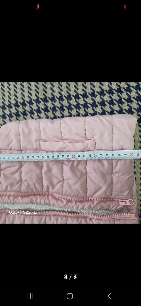 Kız Çocuk Pembe Kapüşonlu Fermuarlı Yelek - Görsel 2