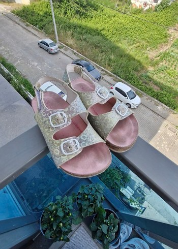 Kız Çocuk Beyaz Bağcıksız Spor Ayakkabı - Görsel 2