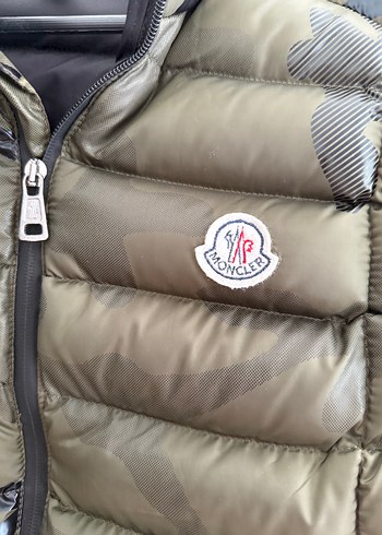 m Beden Haki Yeşil Kamuflaj Desenli Erkek Yelek Moncler